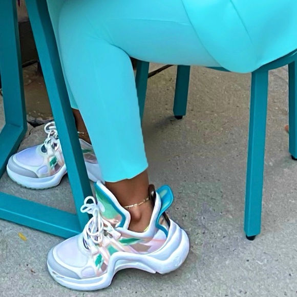 LV Archlight Sneaker - Picture 3 of 3